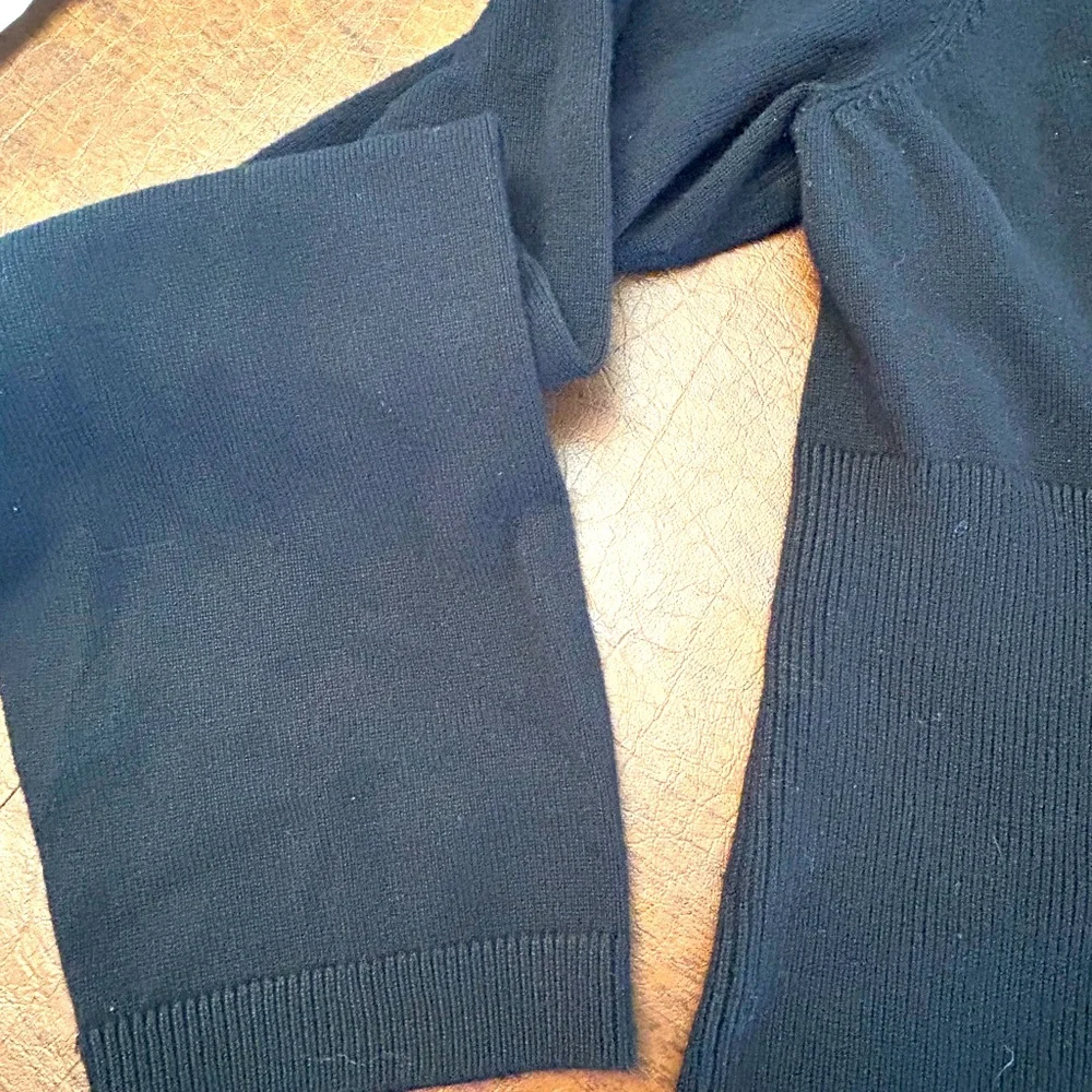 Apt 1 Black Sweater with Satin Bow Woman’s X-Large - Picture 5 of 6